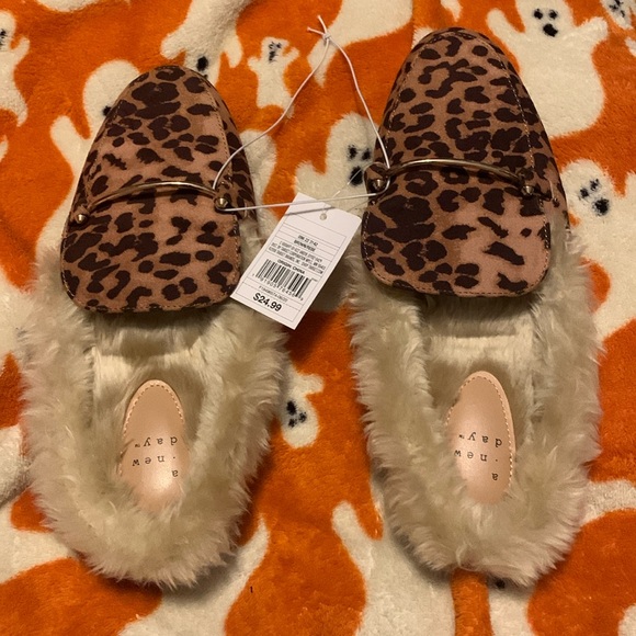 A.new day faux fur  loafers - Picture 1 of 3